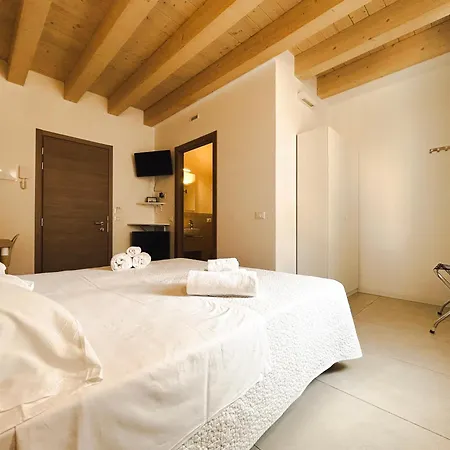 Via Poma Apartment *